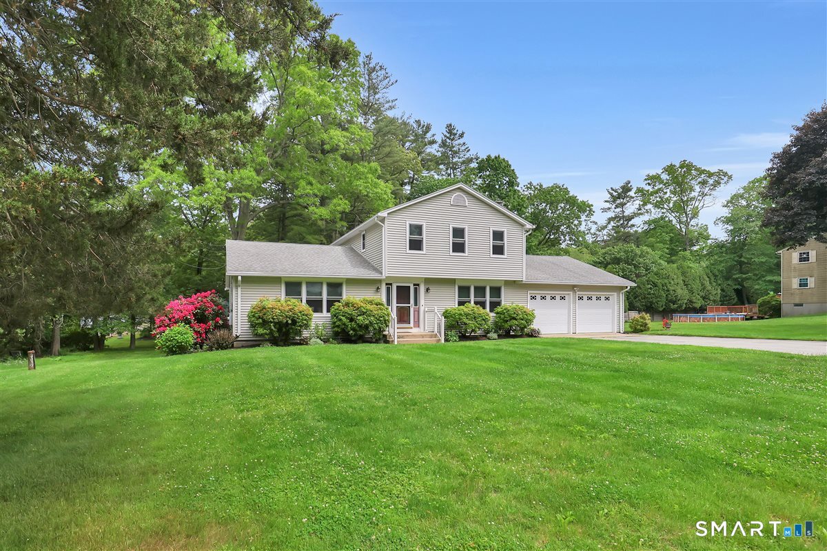 8 Cheryl Avenue