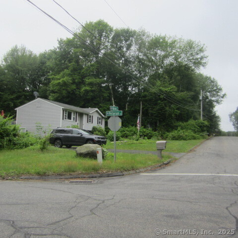 12 Petersson Circle