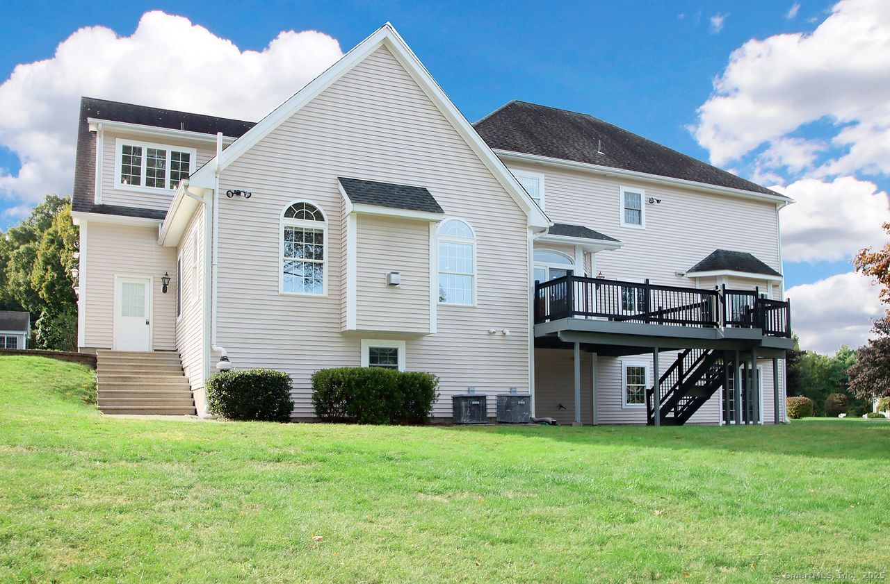 31 Valley View Court