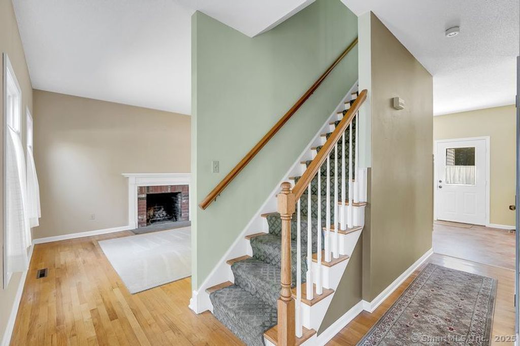Photo of 6 Trailside Drive, Wallingford, CT 06492 (MLS # 24132983)