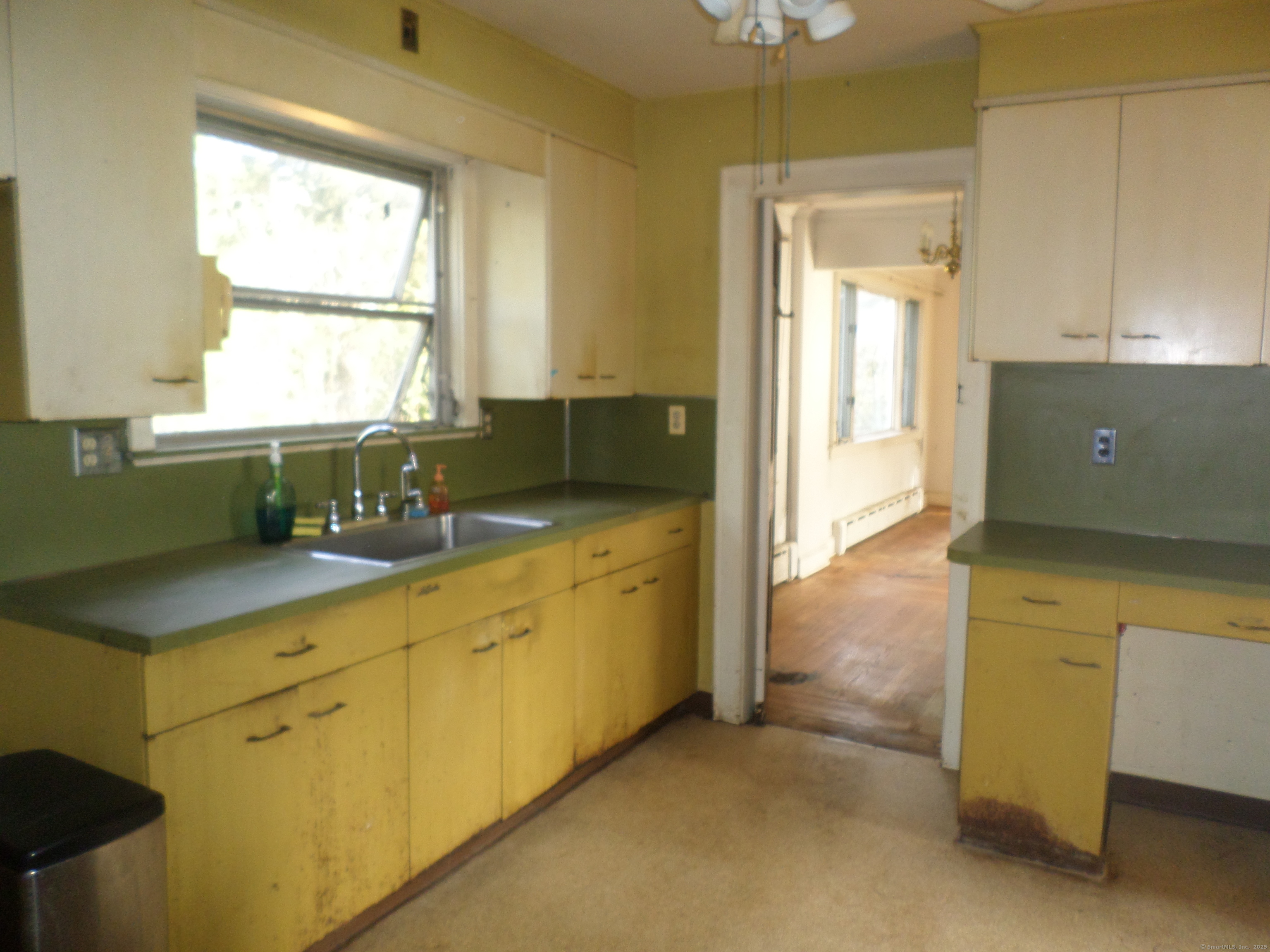 51 Hepburn Road, Hamden, Connecticut image 16