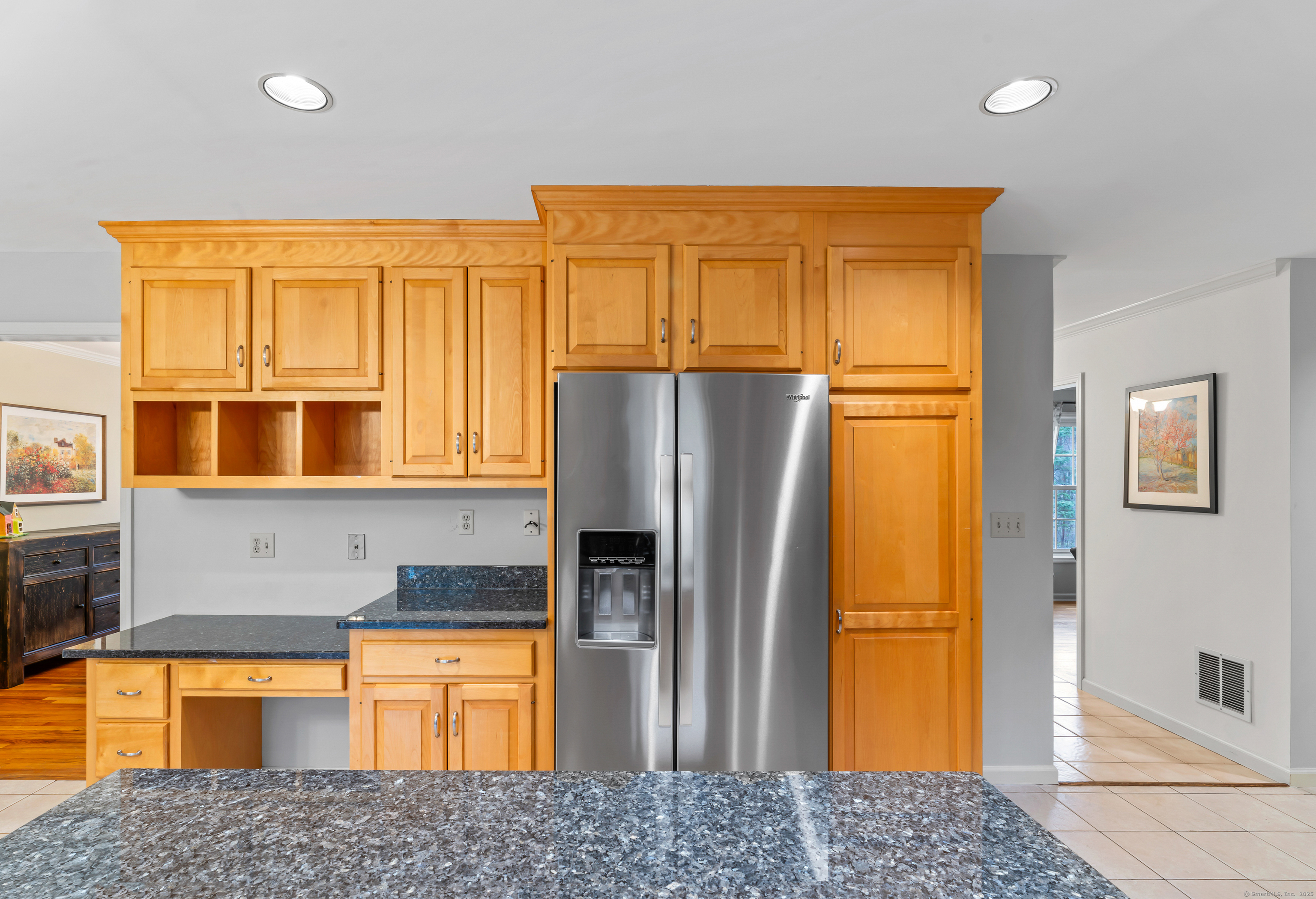 15 Kelly Court, Newtown, Connecticut image 4