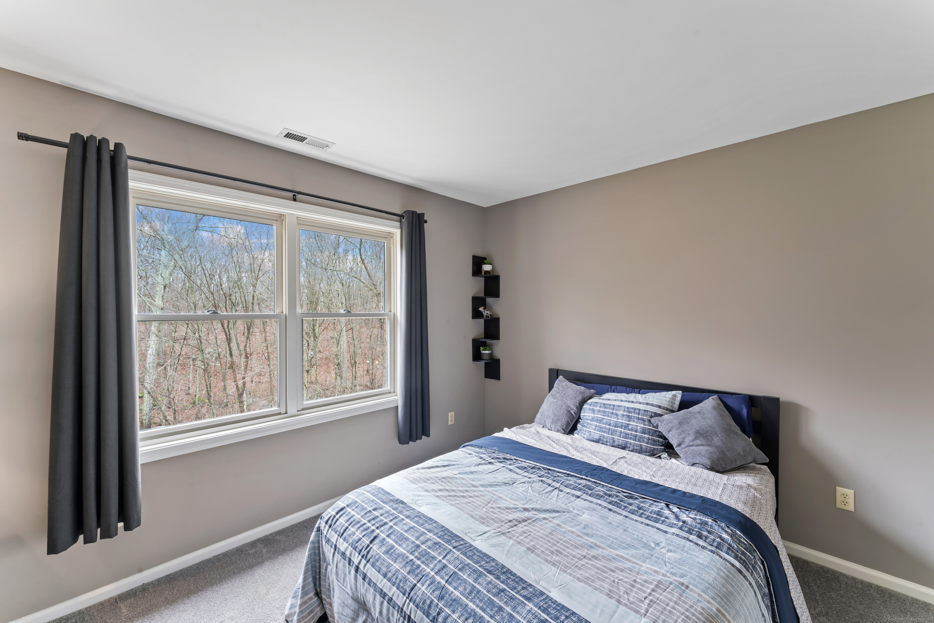 15 Kelly Court, Newtown, Connecticut image 25