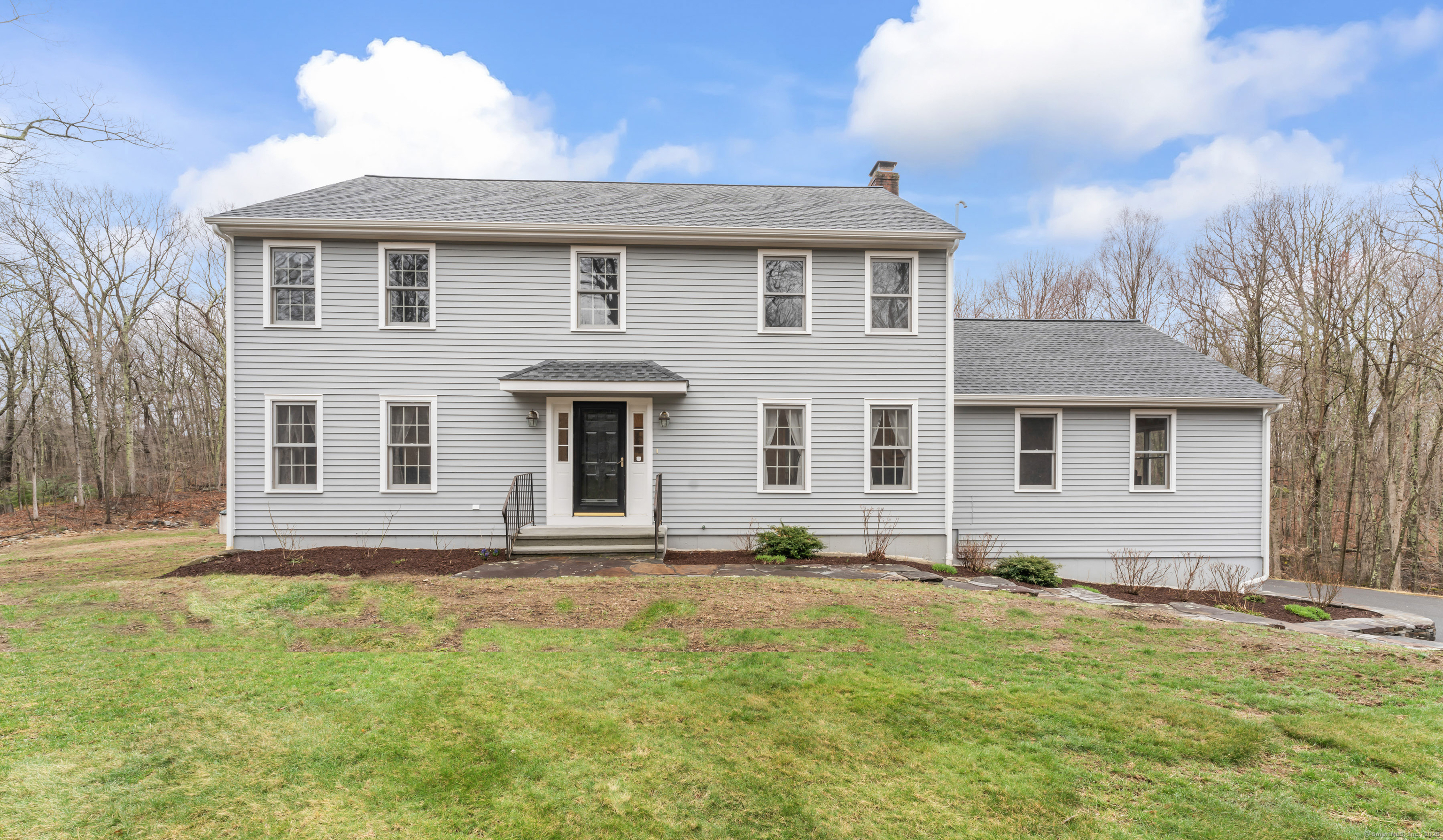 15 Kelly Court, Newtown, Connecticut image 1