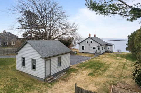 A home in Stonington