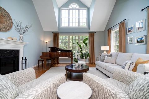 33 Old Field Hill Road 12 Southbury CT 06488