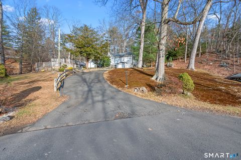 Multifamily For Sale - 10 Old Waterbury Road<br/> Middlebury, CT 06762