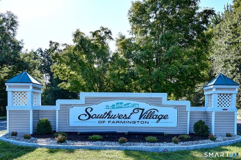 Photo of 51 Florence Way #51, Farmington, CT 06032 (MLS # 24197098)