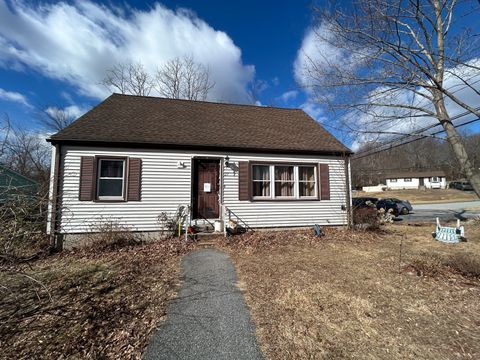 27 Club Lane Plymouth CT 06786