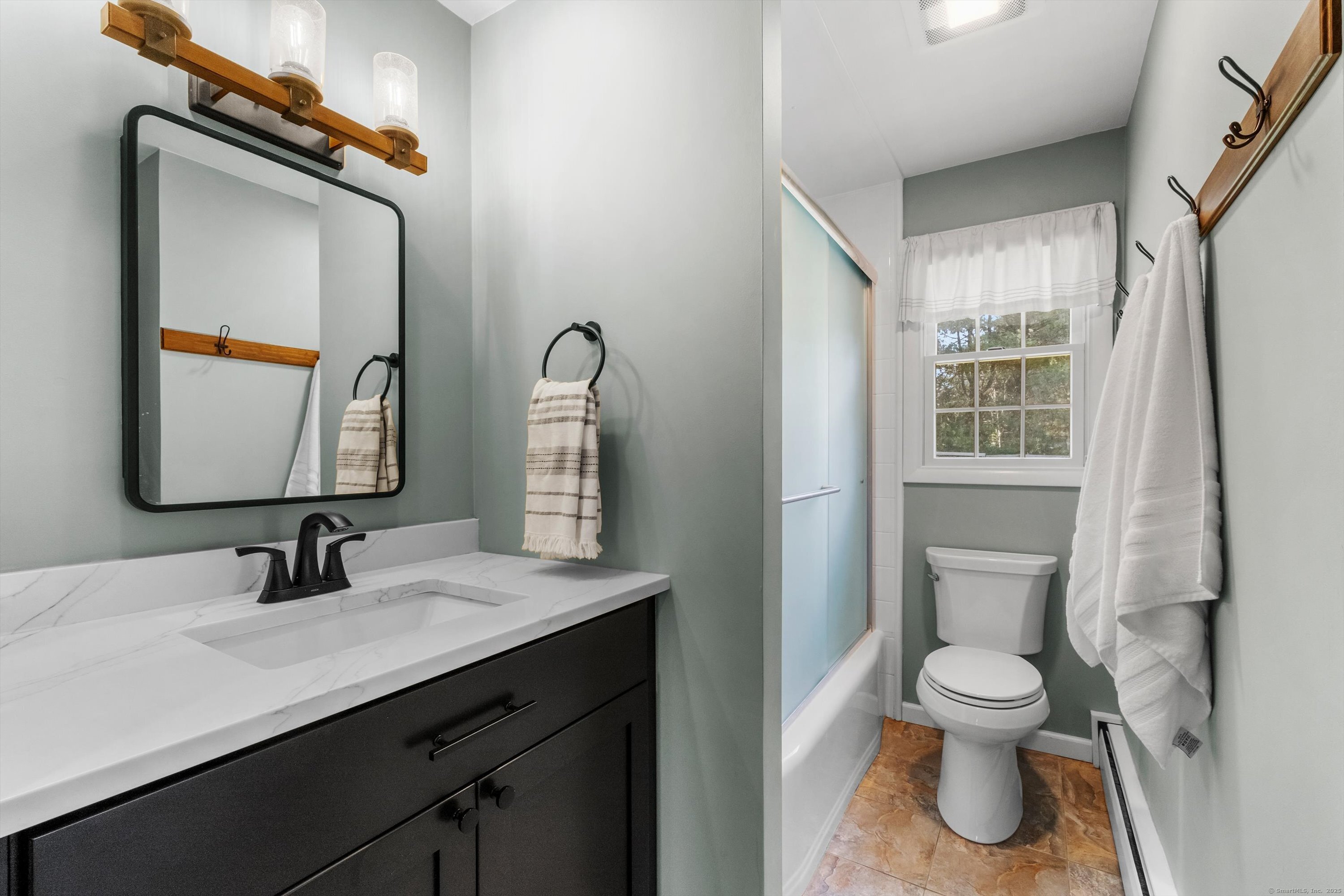 28 Quaker Ridge Road, Bethel, Connecticut image 16