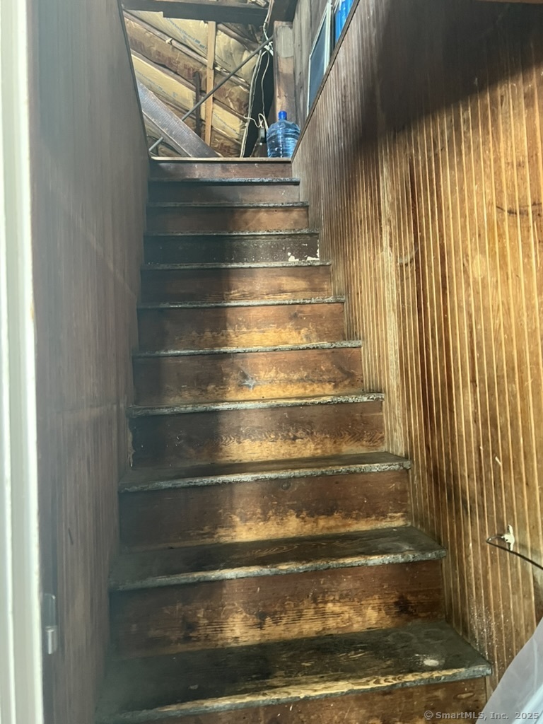 Groton, Connecticut 06355, United States, 2 Bedrooms Bedrooms, ,1 BathroomBathrooms,Residential,Active,190258