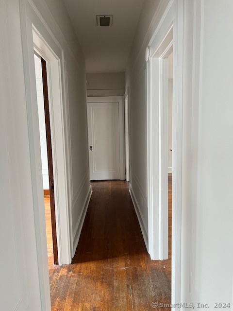 Groton, Connecticut 06355, United States, 2 Bedrooms Bedrooms, ,1 BathroomBathrooms,Residential,Active,190258