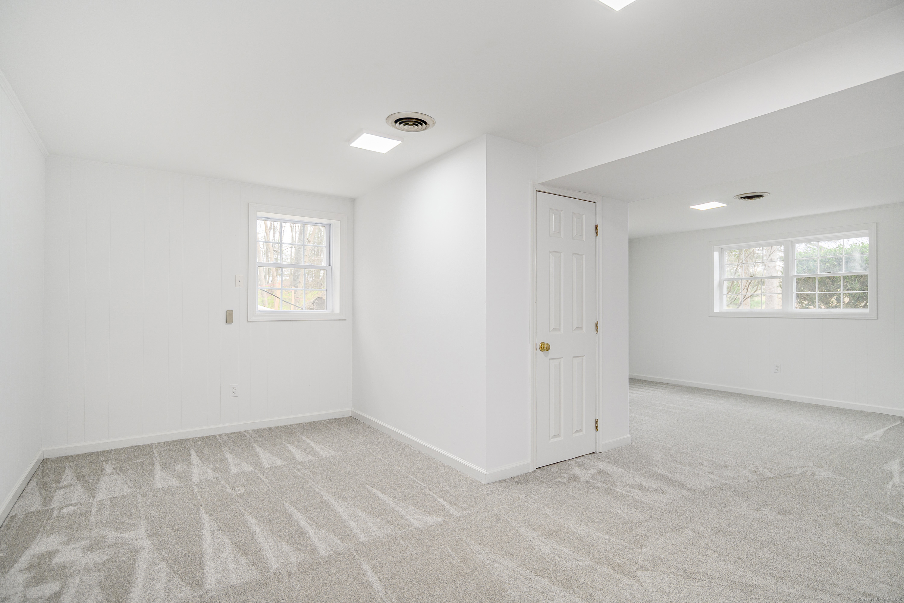 23 Oak Grove Road, Brookfield, Connecticut image 22