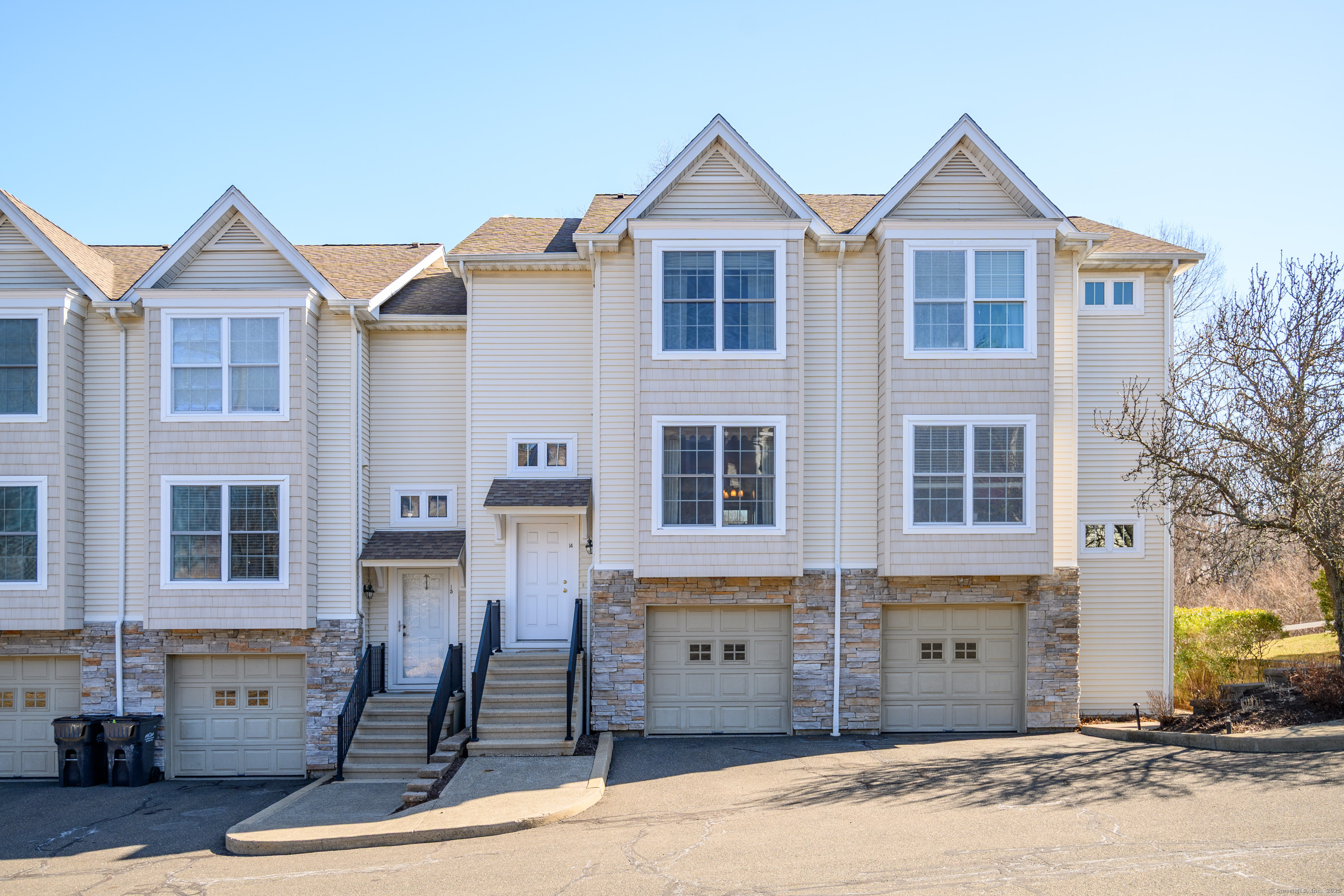 32 Crows Nest Lane #14, Danbury, Connecticut image 1