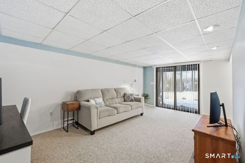 Tiny photo for 39 Schoolhouse Crossing #39, Wethersfield, CT 06109 (MLS # 24154132)