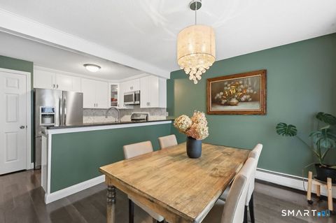 Tiny photo for 39 Schoolhouse Crossing #39, Wethersfield, CT 06109 (MLS # 24154132)