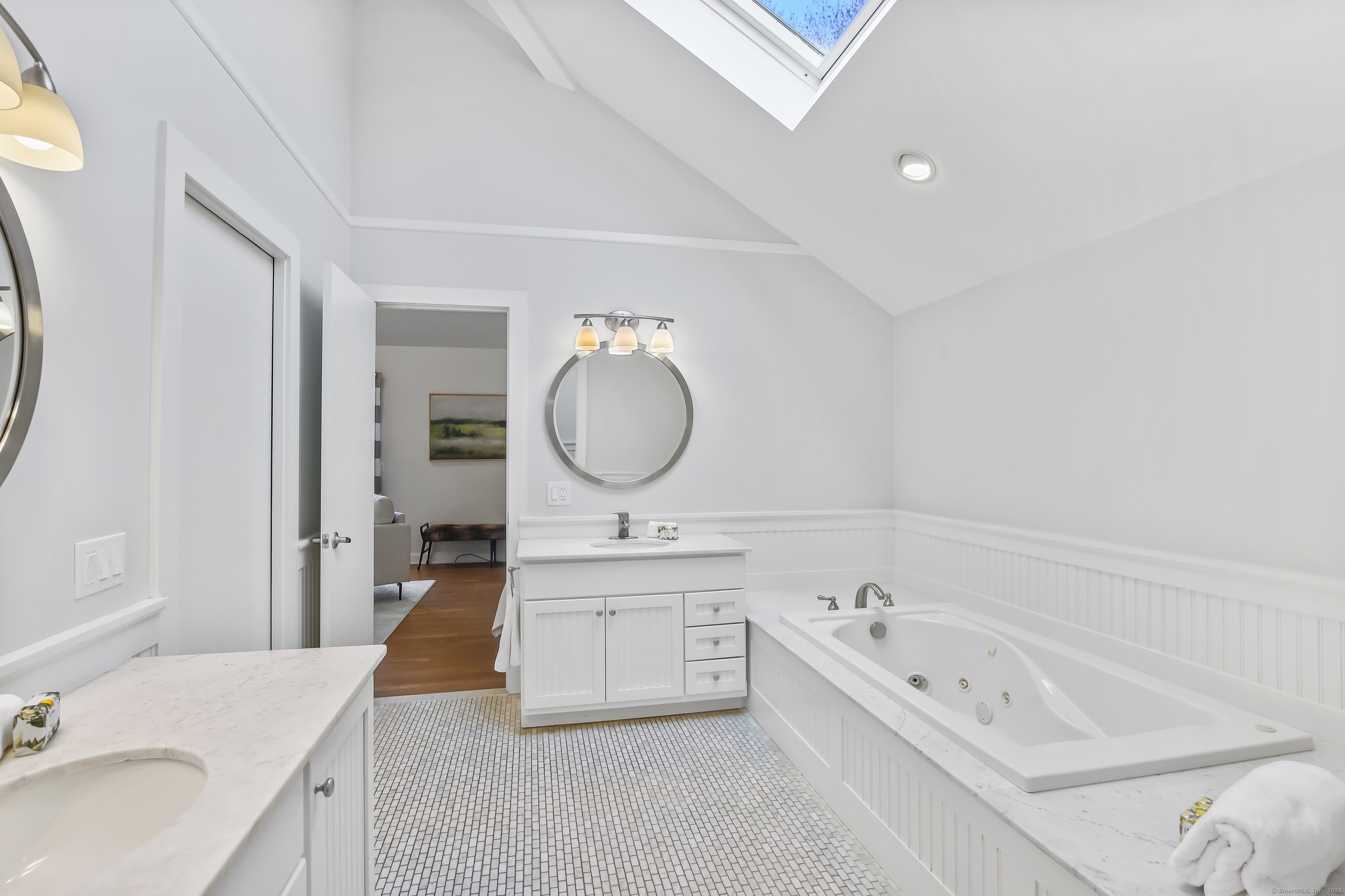 2 Sleepy Hollow Road, New Canaan, Connecticut image 16