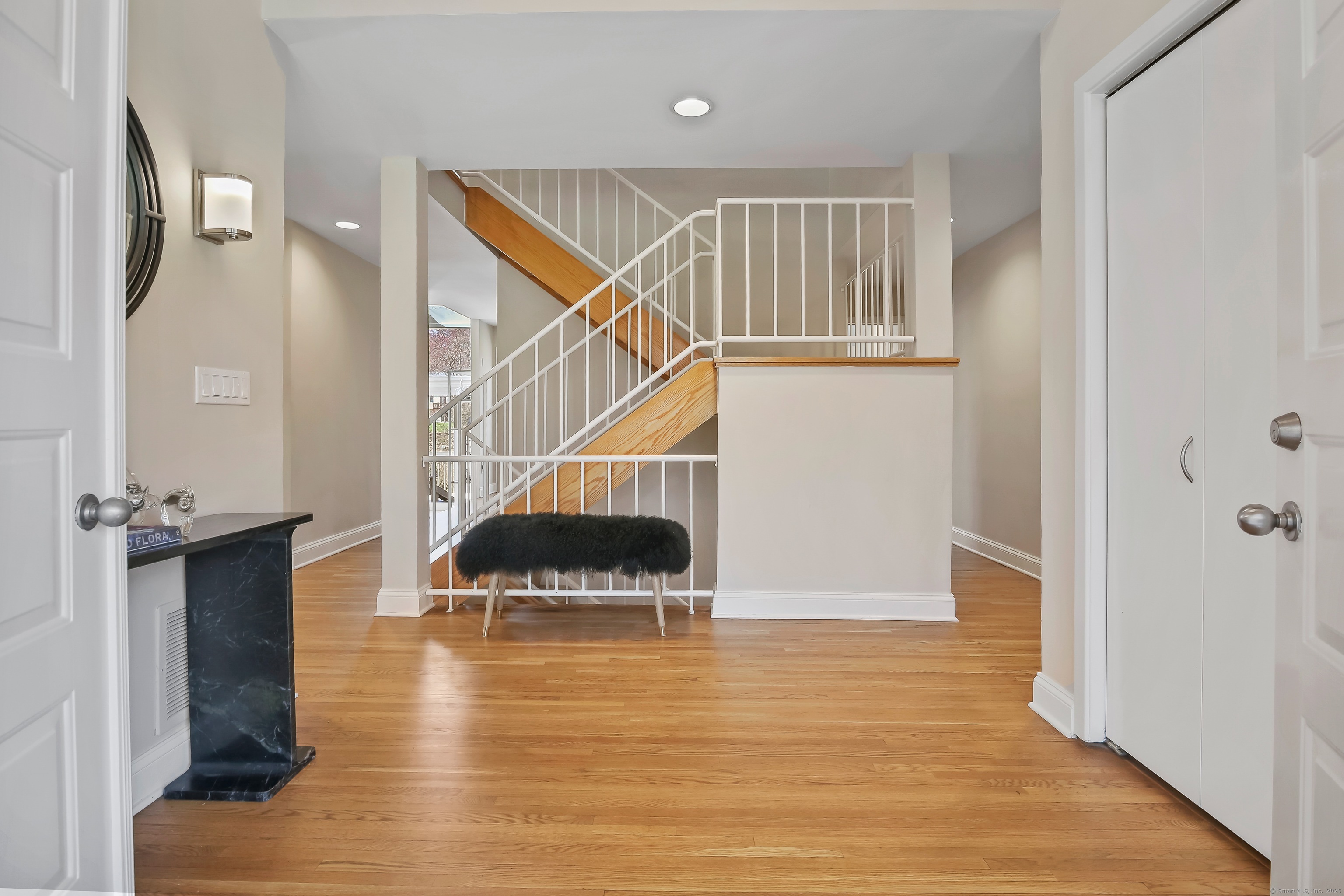 2 Sleepy Hollow Road, New Canaan, Connecticut image 4