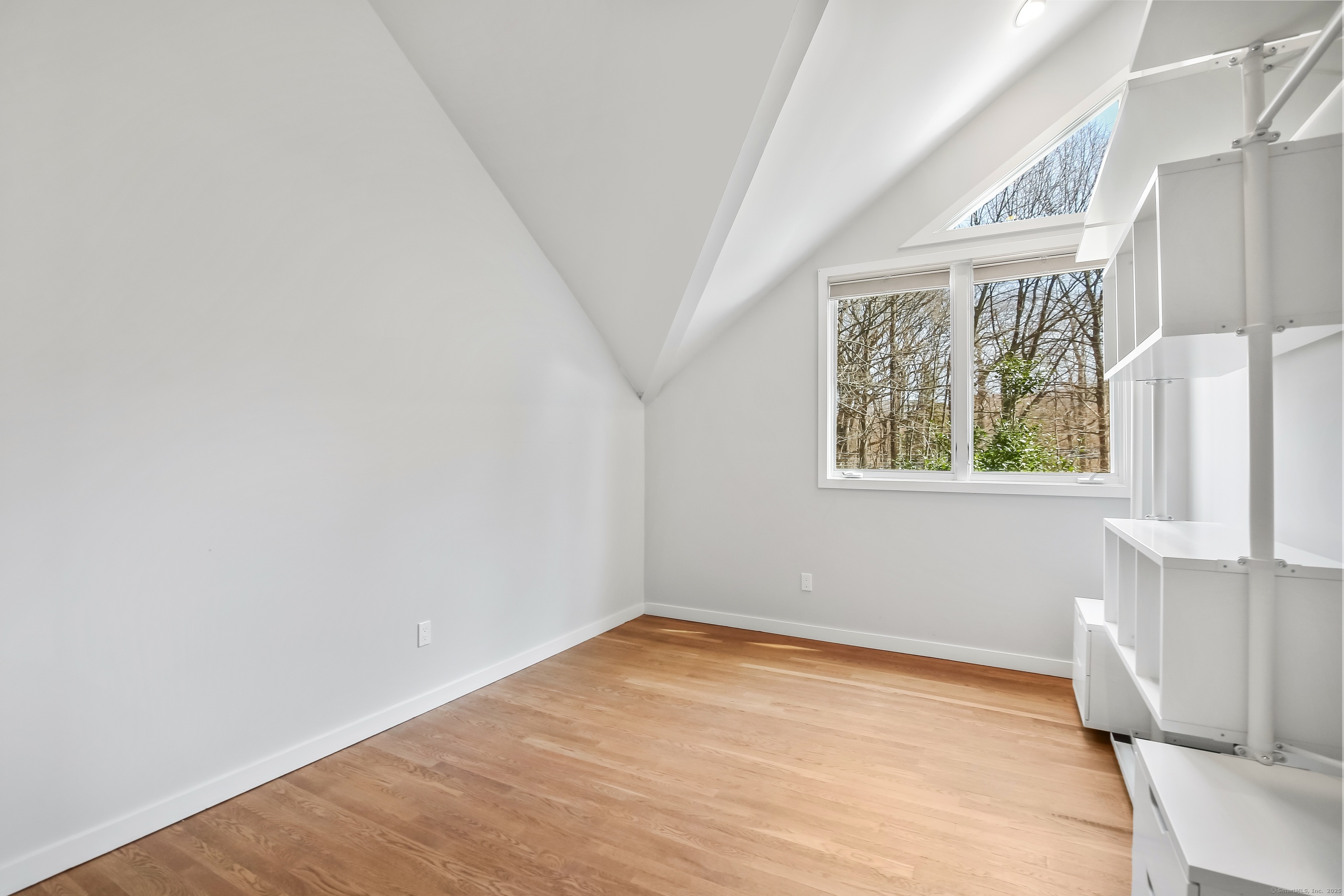 2 Sleepy Hollow Road, New Canaan, Connecticut image 24