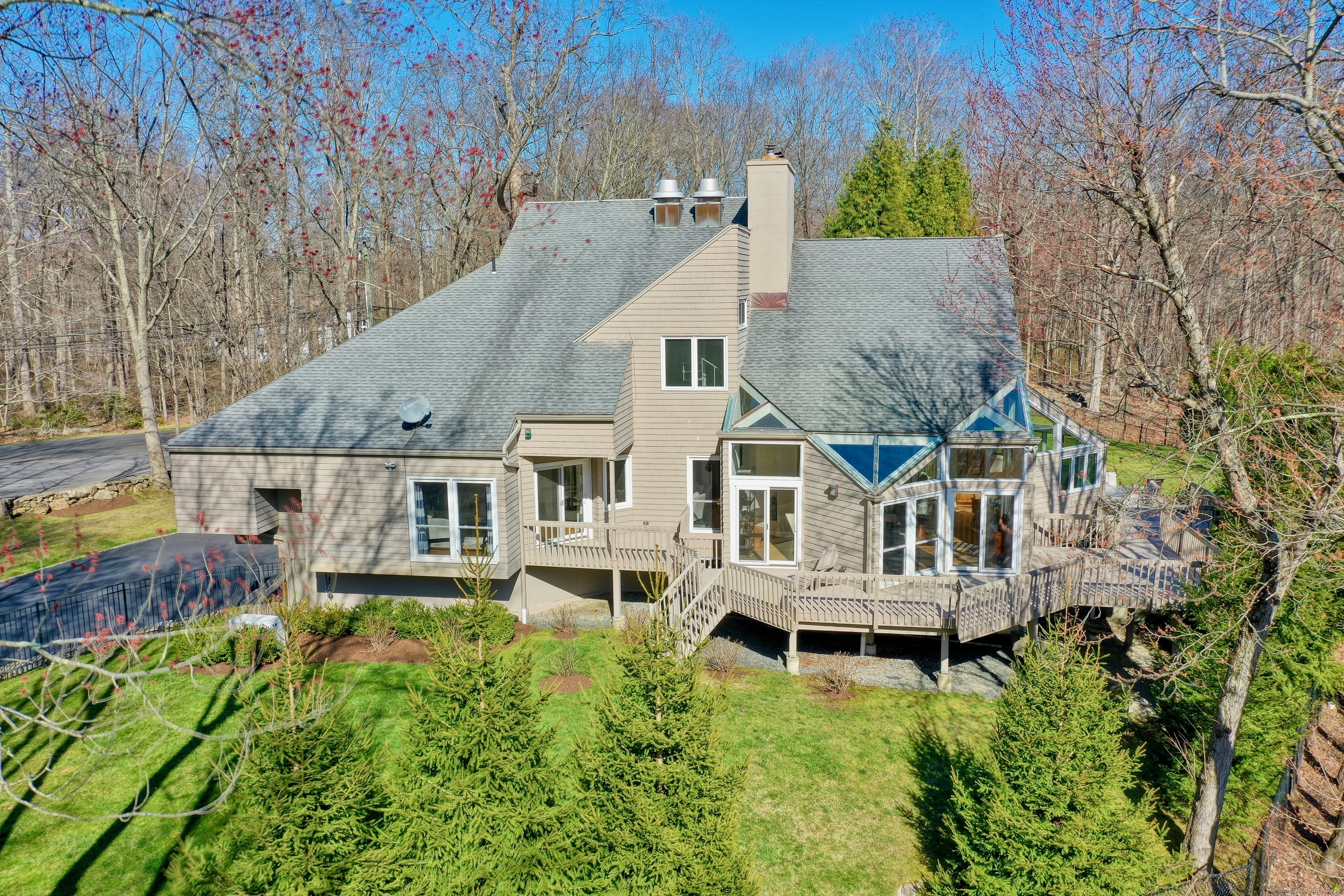 2 Sleepy Hollow Road, New Canaan, Connecticut image 33