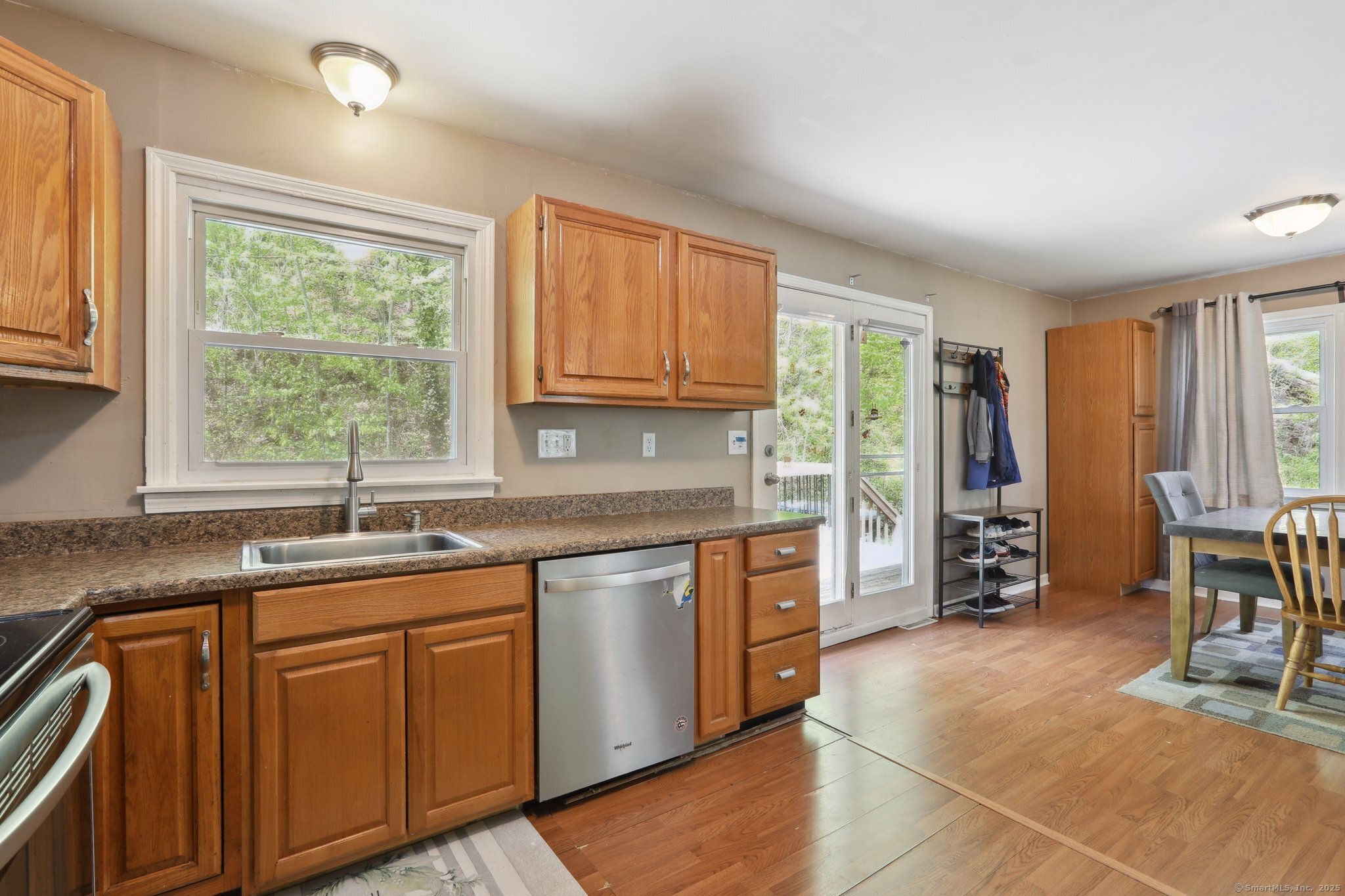 186 Flood Bridge Road, Southbury, Connecticut image 9