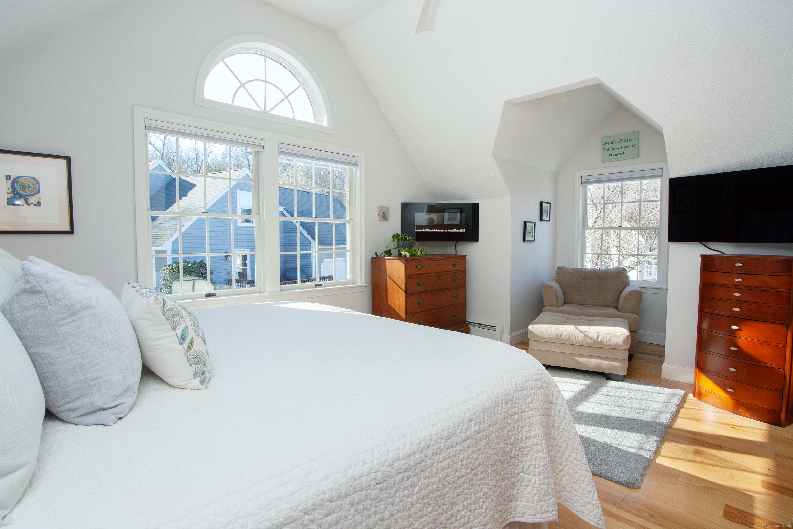 Granby, Connecticut 06035, United States, 3 Bedrooms Bedrooms, ,3 BathroomsBathrooms,Residential,Pending,191830