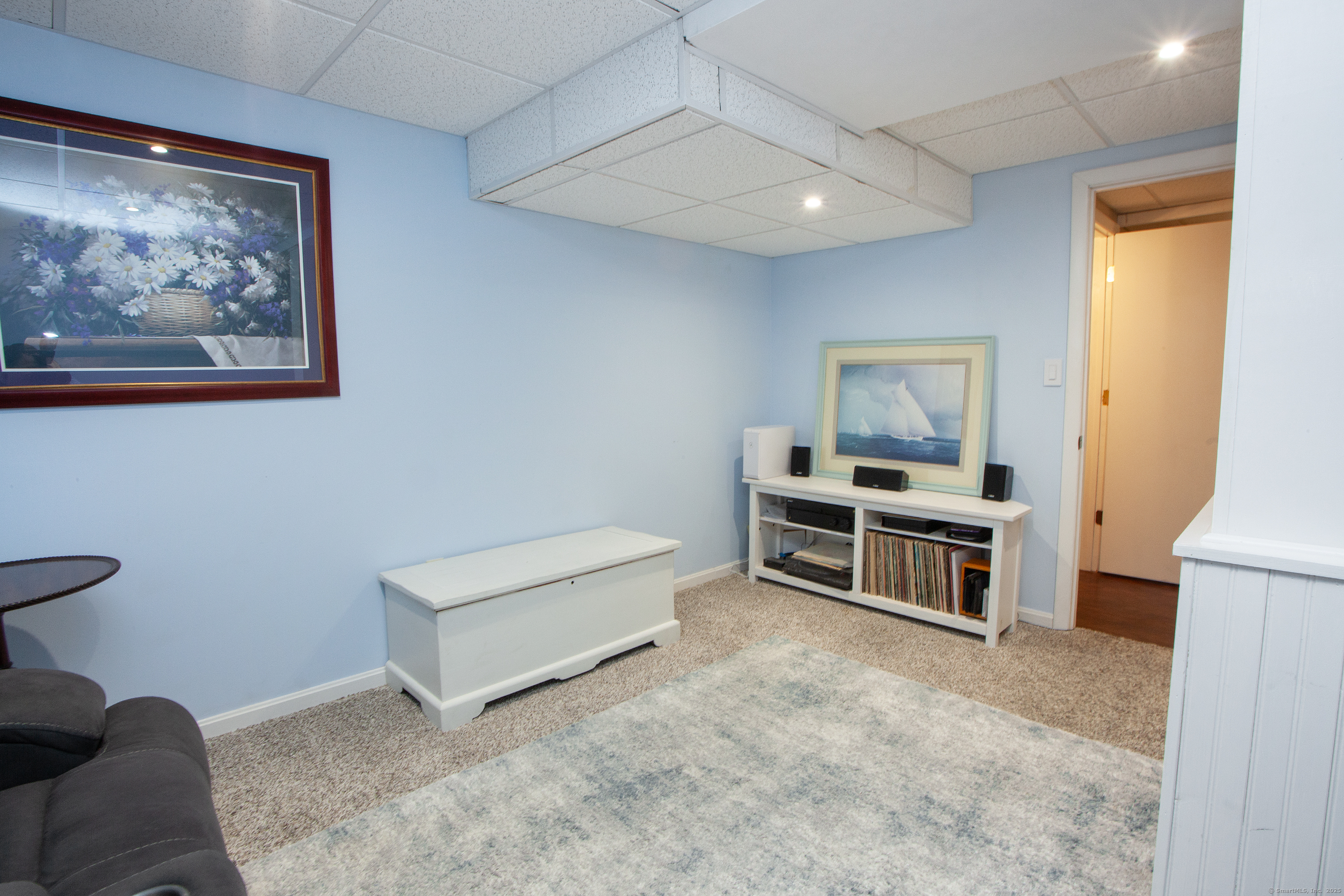 Granby, Connecticut 06035, United States, 3 Bedrooms Bedrooms, ,3 BathroomsBathrooms,Residential,Pending,191830