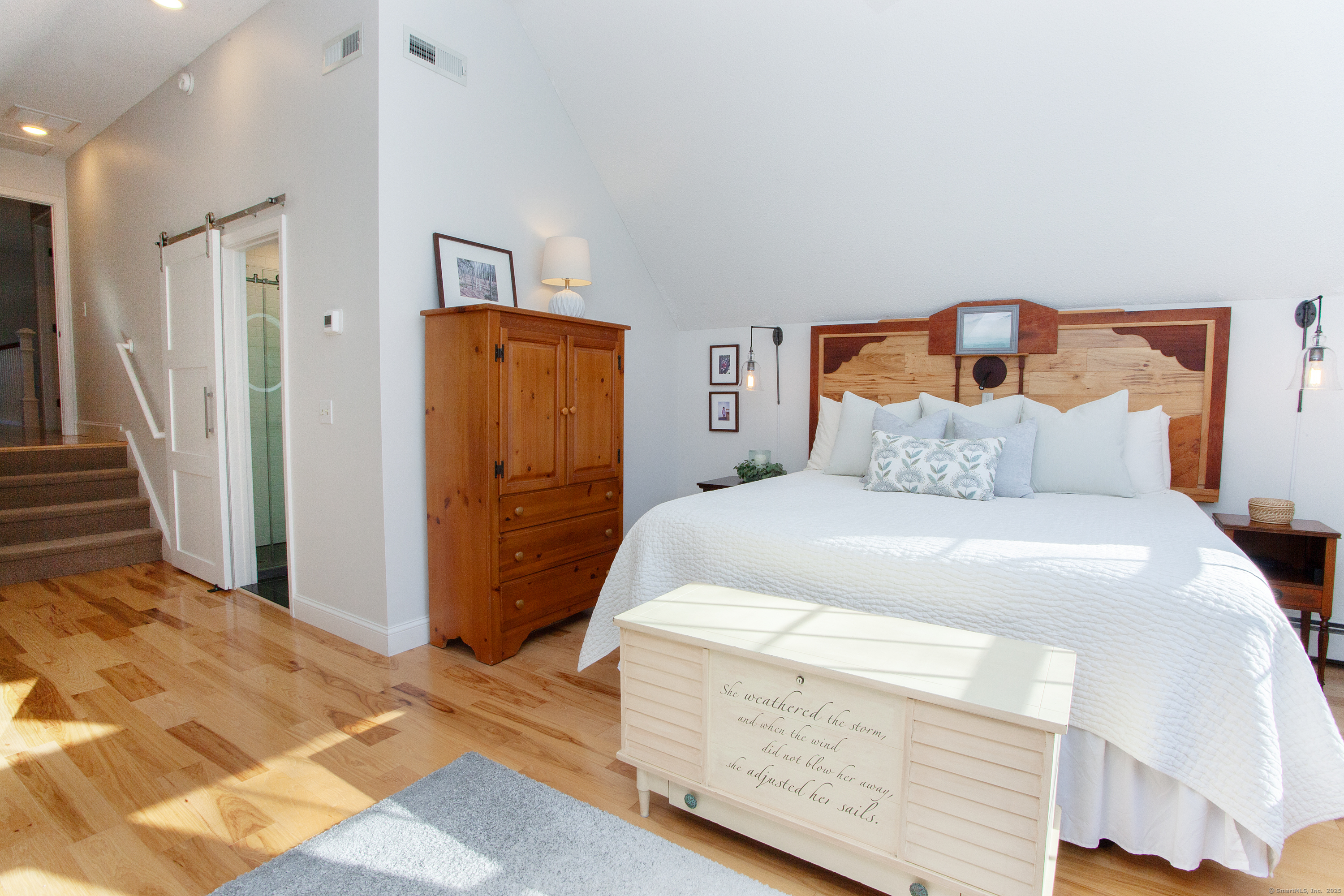 Granby, Connecticut 06035, United States, 3 Bedrooms Bedrooms, ,3 BathroomsBathrooms,Residential,Pending,191830