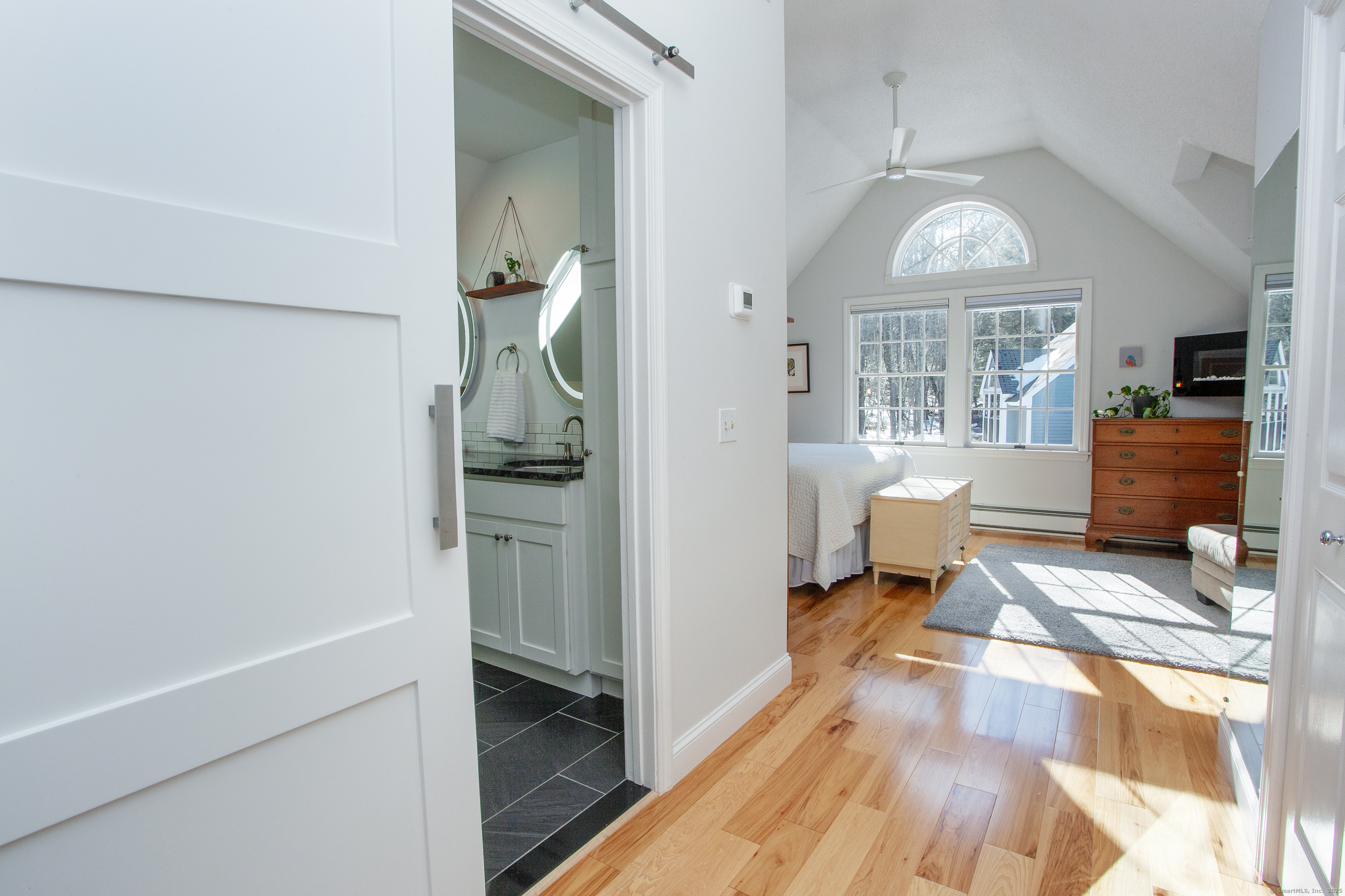 Granby, Connecticut 06035, United States, 3 Bedrooms Bedrooms, ,3 BathroomsBathrooms,Residential,Pending,191830