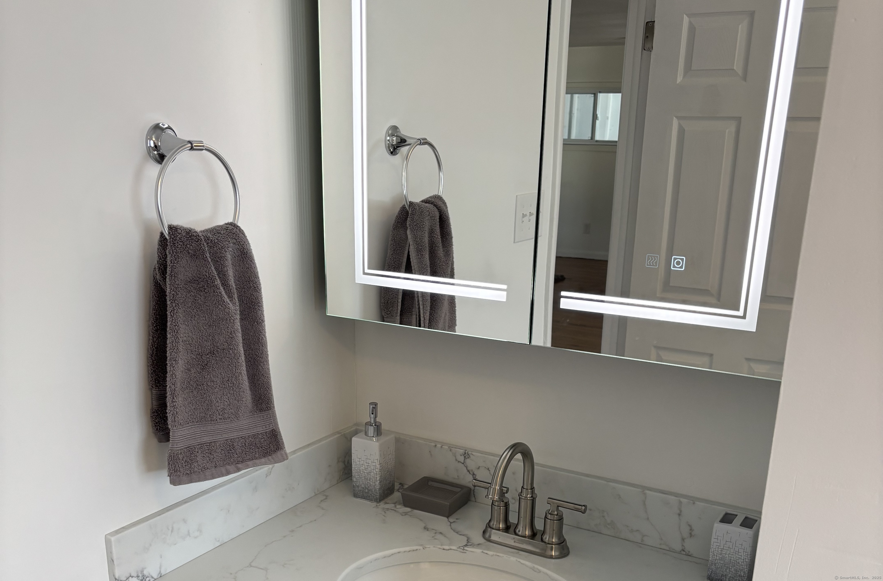 7 Crestview Road, Simsbury, Connecticut image 23