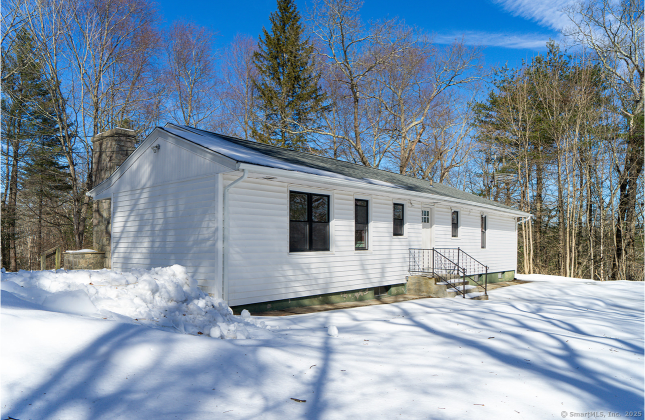 77 Charles Street, Putnam, Connecticut image 11