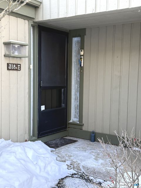 Tiny photo for 318 Heritage Village #E, Southbury, CT 06488 (MLS # 24151682)