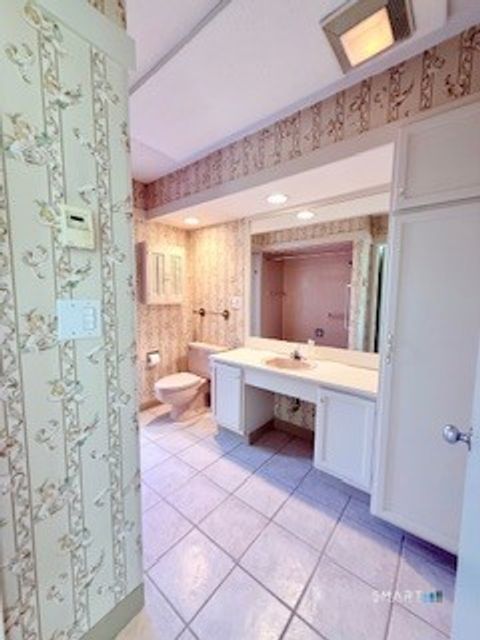 Tiny photo for 318 Heritage Village #E, Southbury, CT 06488 (MLS # 24151682)