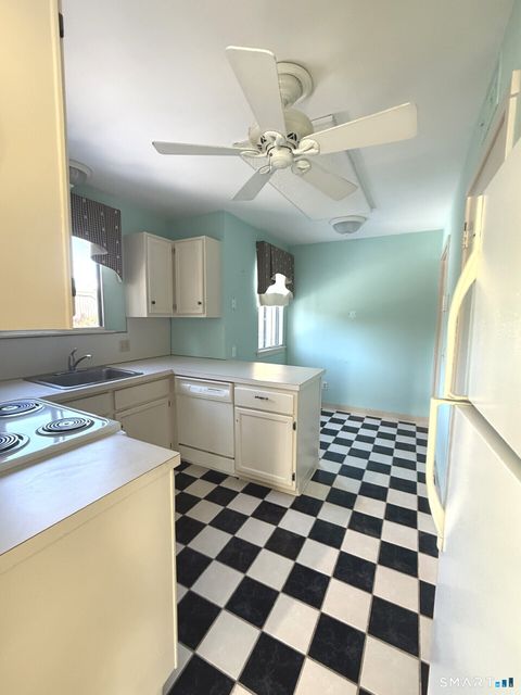 Tiny photo for 318 Heritage Village #E, Southbury, CT 06488 (MLS # 24151682)