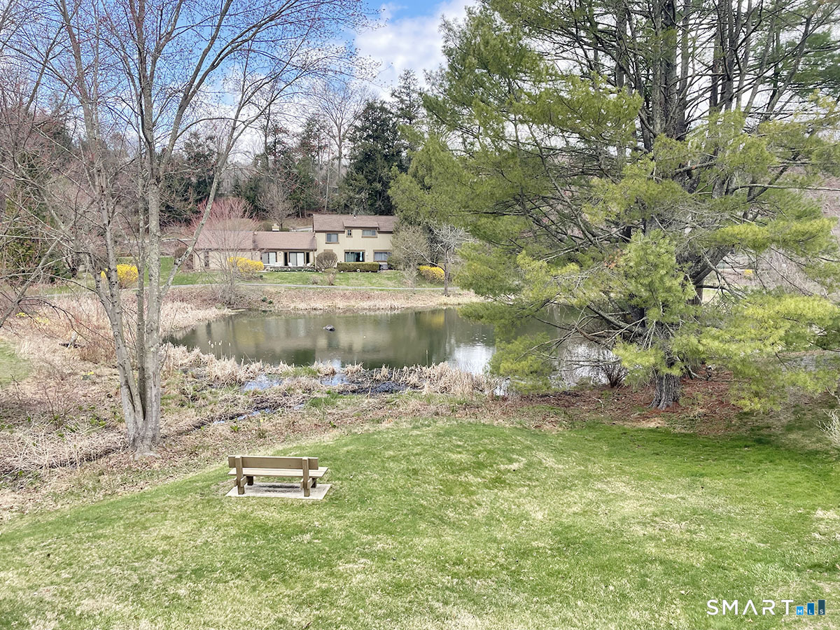 318 Heritage Village E