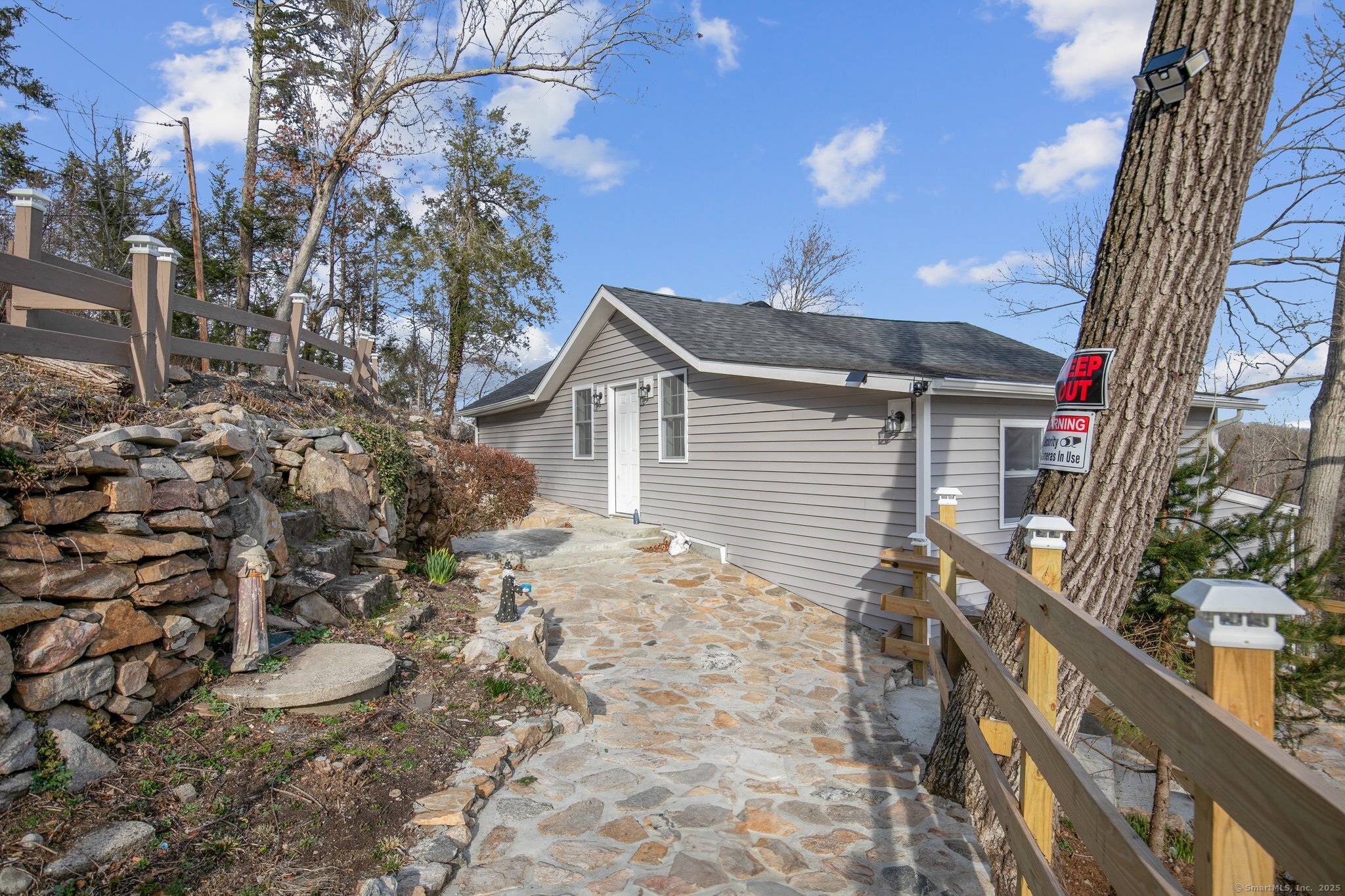 22 Hemlock Trail, Newtown, Connecticut image 10