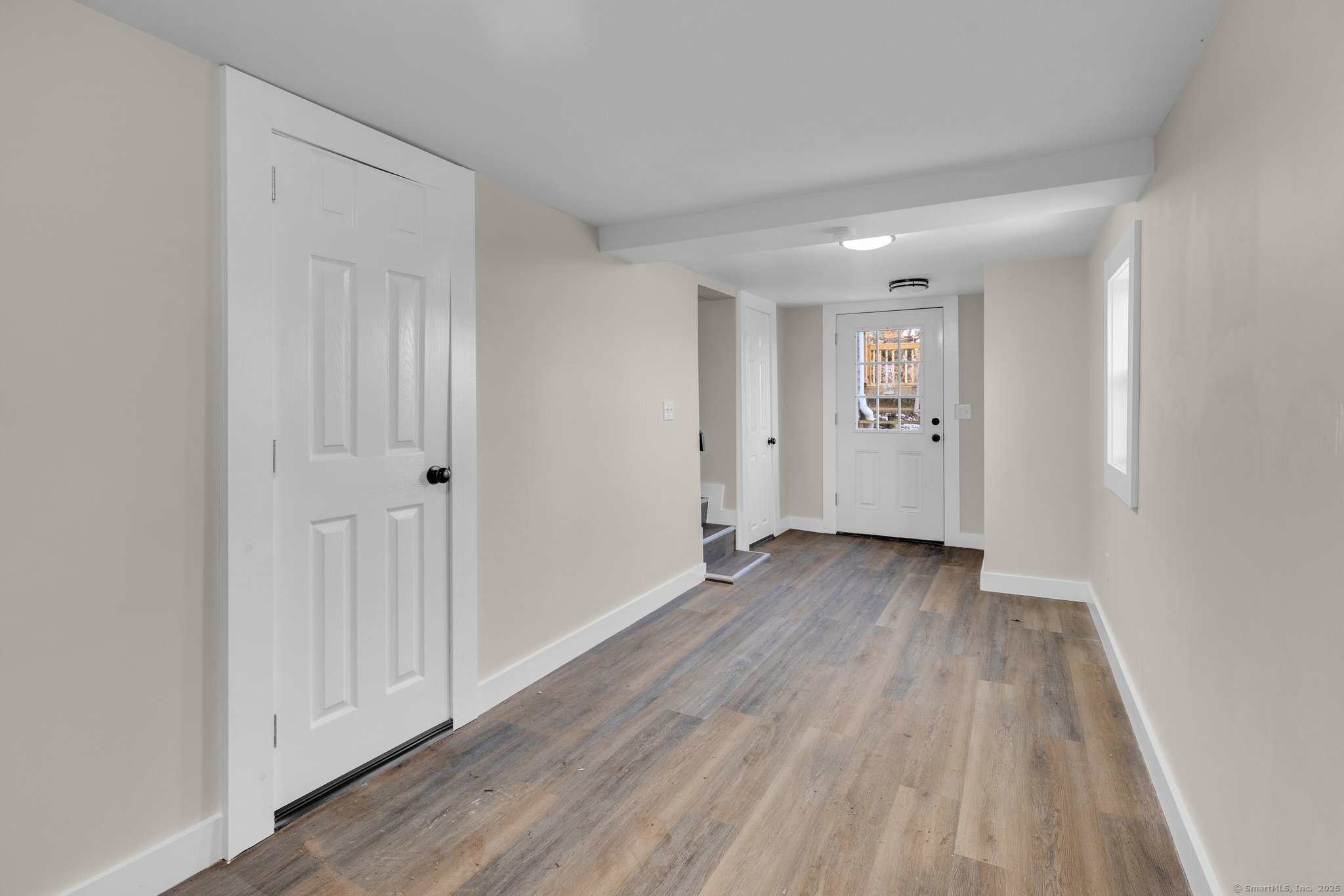 22 Hemlock Trail, Newtown, Connecticut image 9
