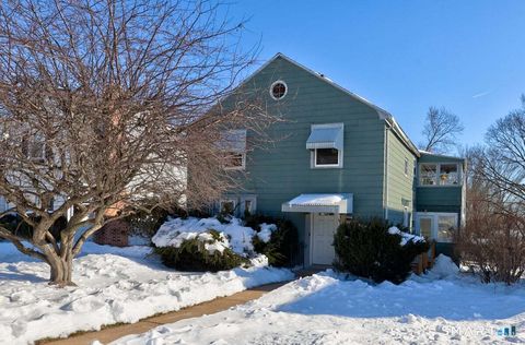 536 South Quaker Lane West Hartford CT 06110