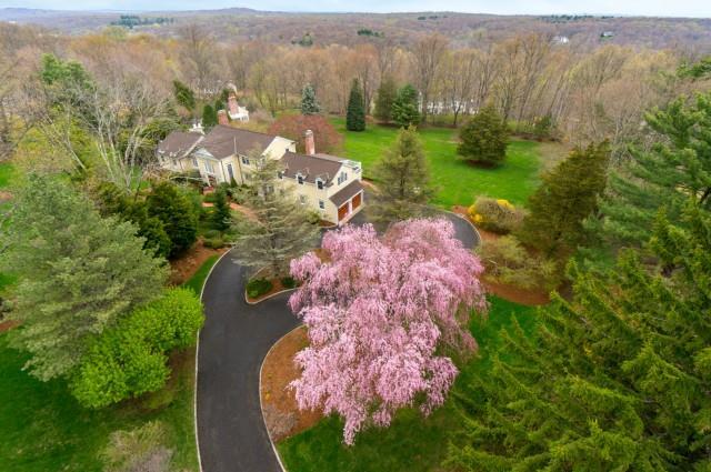 Photo 1 of 75 Soundview Lane, New Canaan, Connecticut, $2,425,000, Web #: 99062702