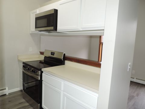 Tiny photo for 52 Buckingham Street #APT 3, Hartford, CT 06106 (MLS # 24135203)