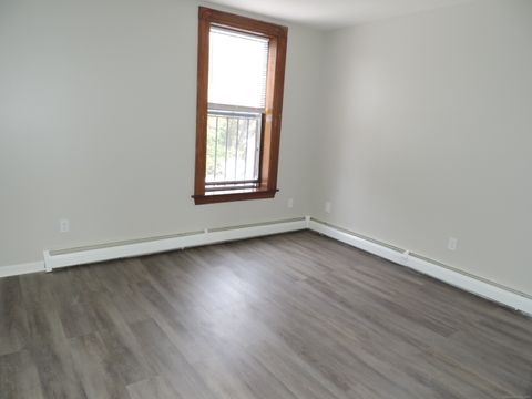 Tiny photo for 52 Buckingham Street #APT 3, Hartford, CT 06106 (MLS # 24135203)