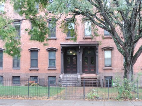 Tiny photo for 52 Buckingham Street #APT 3, Hartford, CT 06106 (MLS # 24135203)