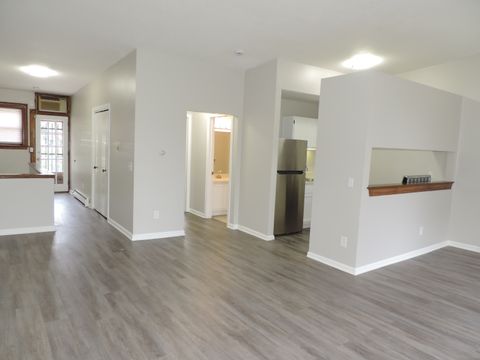 Tiny photo for 52 Buckingham Street #APT 3, Hartford, CT 06106 (MLS # 24135203)