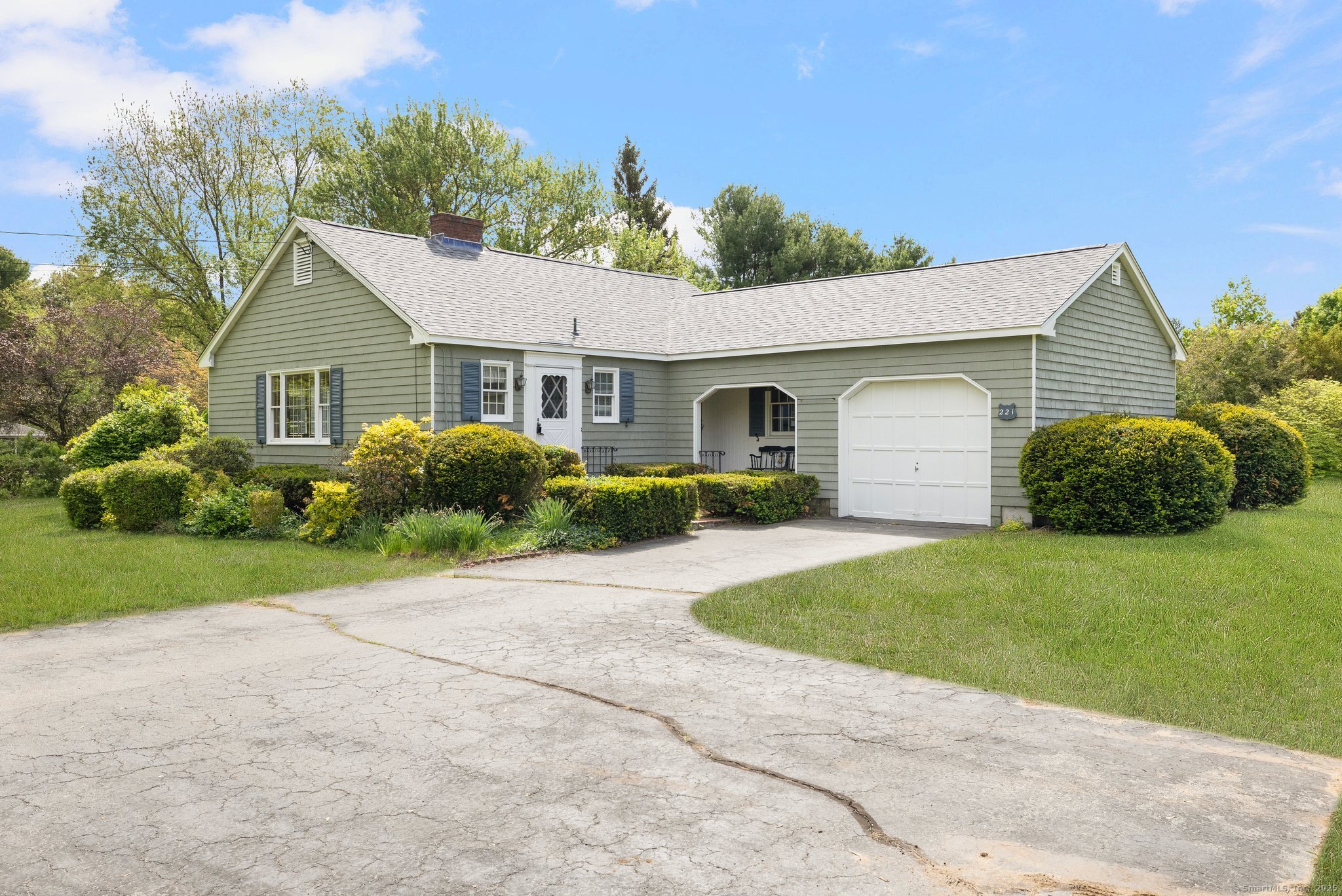 221 Cemetery Road, Plainfield, Connecticut image 1