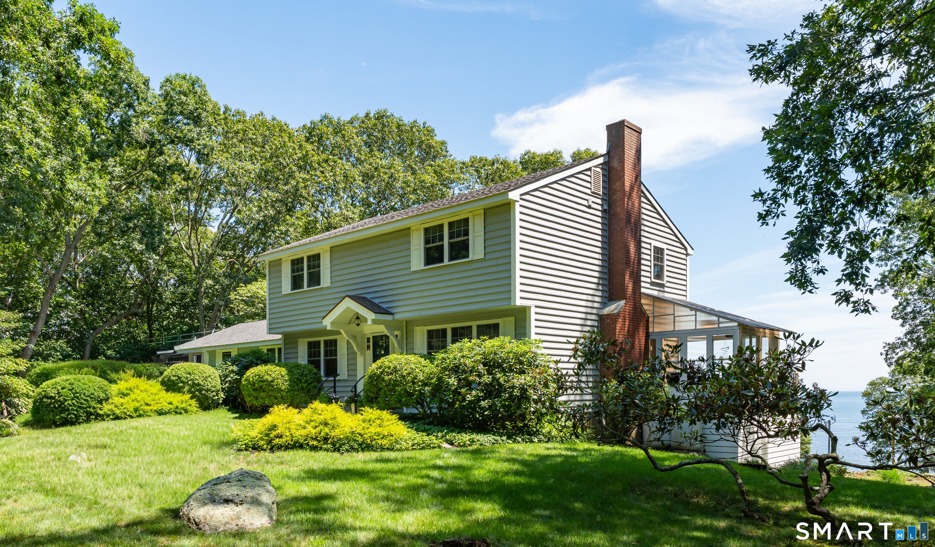 17 Oakridge Drive