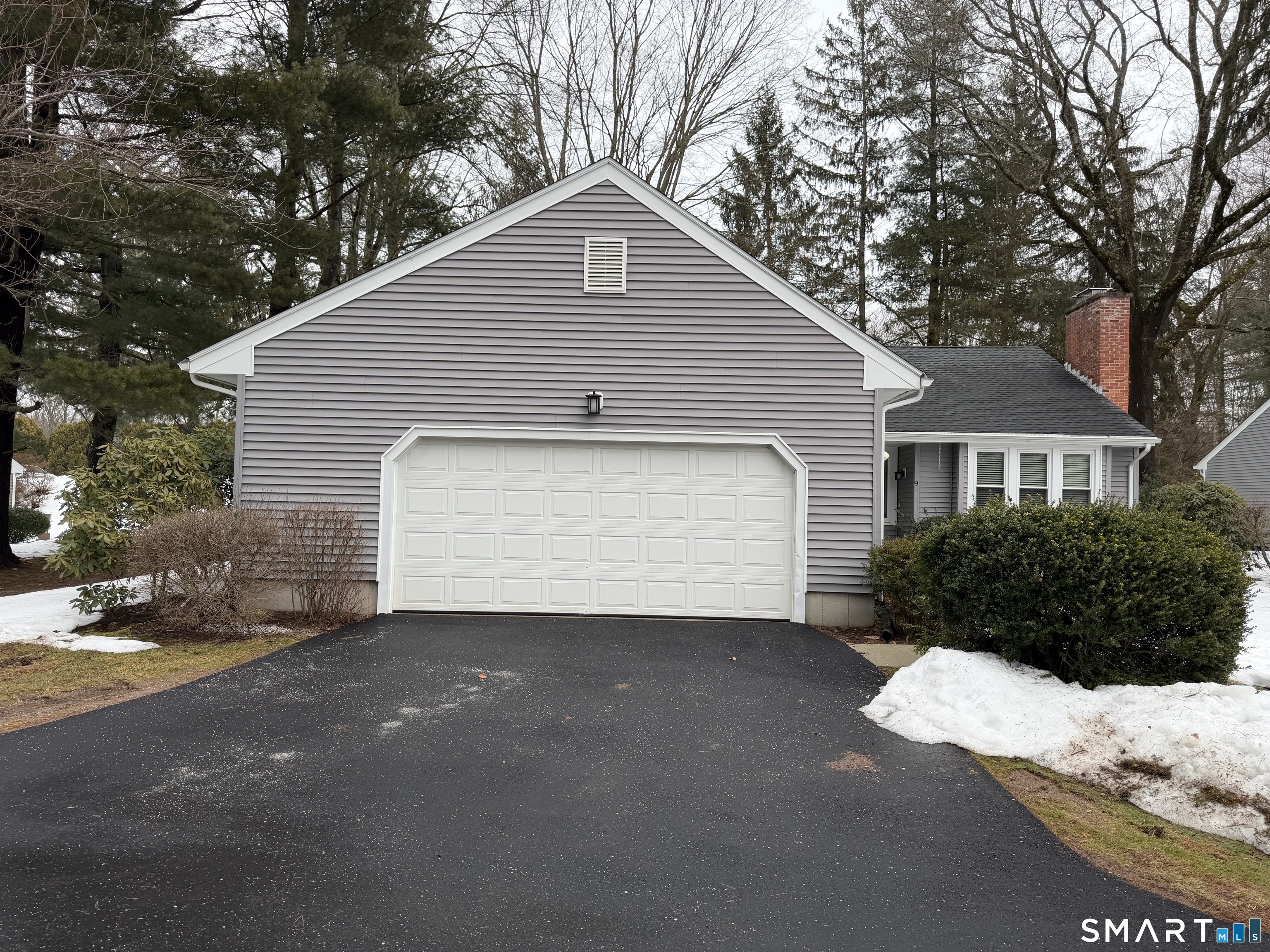 9 Burning Tree Place