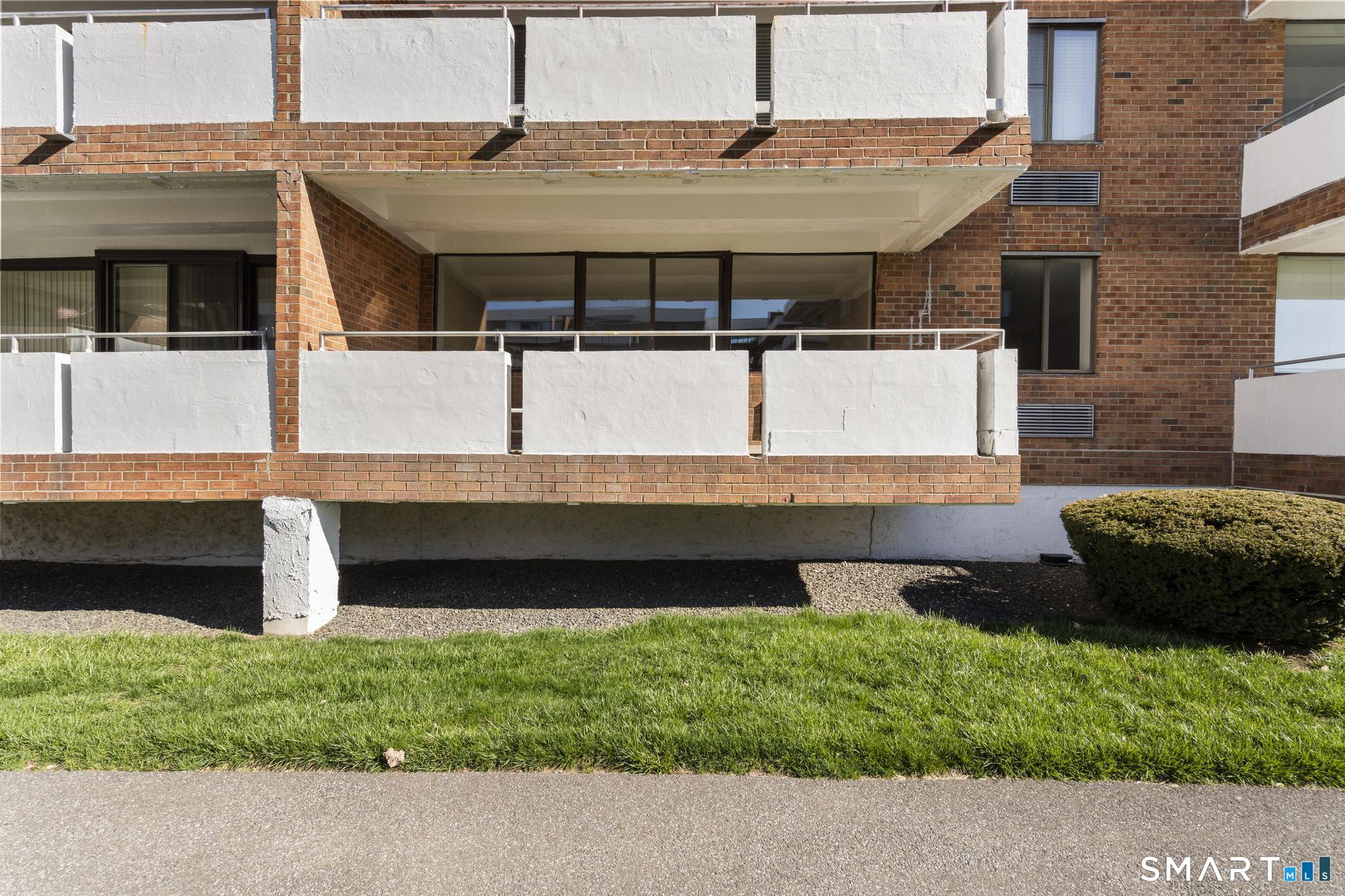 1460 Elm Street 124