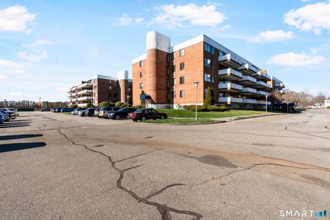 Tiny photo for 1460 Elm Street #124, Stratford, CT 06615 (MLS # 24165077)