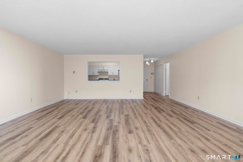 Tiny photo for 1460 Elm Street #124, Stratford, CT 06615 (MLS # 24165077)