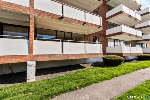 Tiny photo for 1460 Elm Street #124, Stratford, CT 06615 (MLS # 24165077)